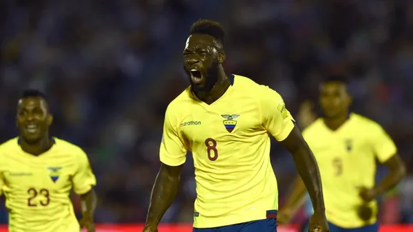 El delantero ecuatoriano Felipe Caicedo habló tras el mensaje de Francisco Egas, quien dijo que solo quiere en la selección gente comprometida