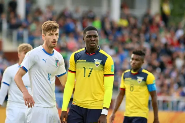 El delantero ecuatoriano ha sido blanco de críticas por sus constantes lesiones y su destino sería Norteamérica