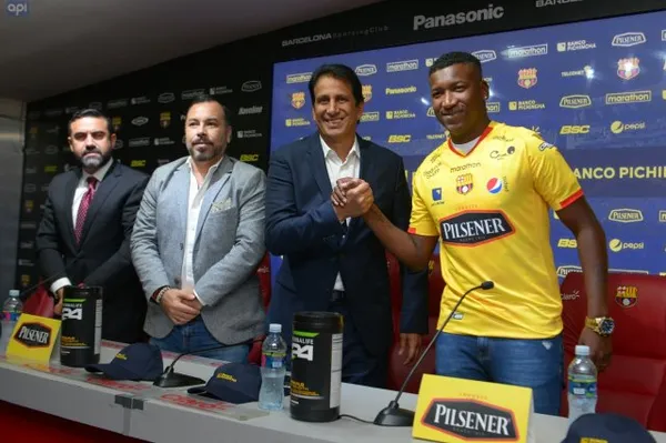 El delantero finalmente terminó desafectado del equipo Canario