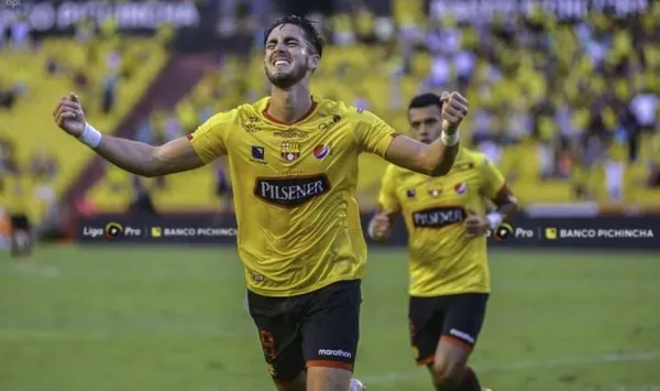 El delantero se verá opacado por Jonathan Álvez y JJ Cifuente, por lo que un cambio no le haría daño