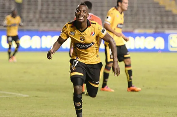 El delantero no seguirá en la MLS y busca un club para continuar su carrera