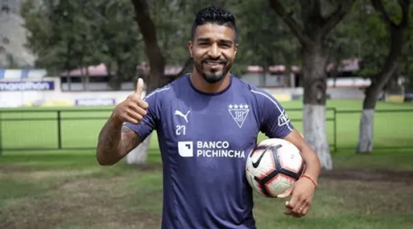 El delantero uruguayo podría cambiar de equipo la próxima temporada