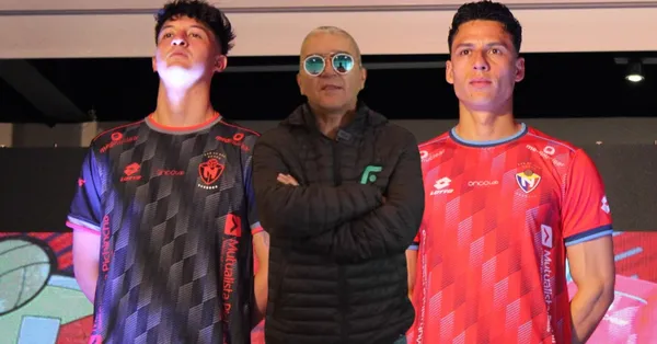 El día de ayer el cuadro militar presentó su indumentaria 2024