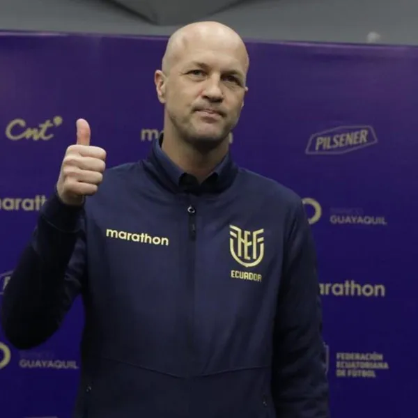 El director técnico holandés no se encuentra teletrabajando debido al Covid-19, pero no ha pisado una cancha con la TRI