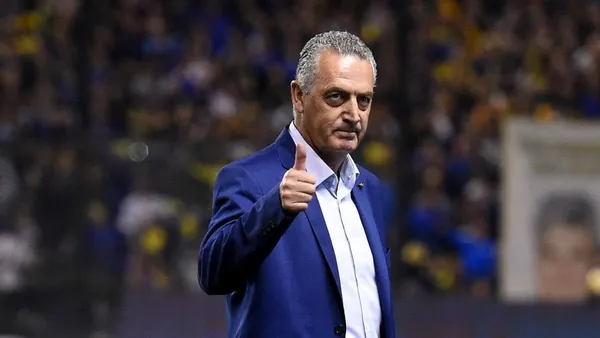 El director técnico de la "Tri" está en Guayaquil observando a los jugadores del "Ídolo"