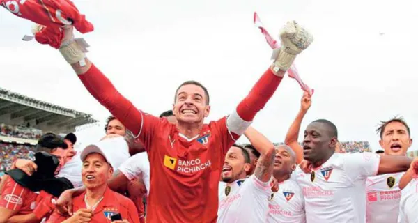 El doctor de Liga de Quito no dio todo por perdido a Adrián Gabbarini pese a que se lesionó recientemente