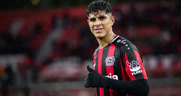 El ecuatoriano demostró que es fundamental en el equipo alemán y el estratega Seoane le tiene plena confianza