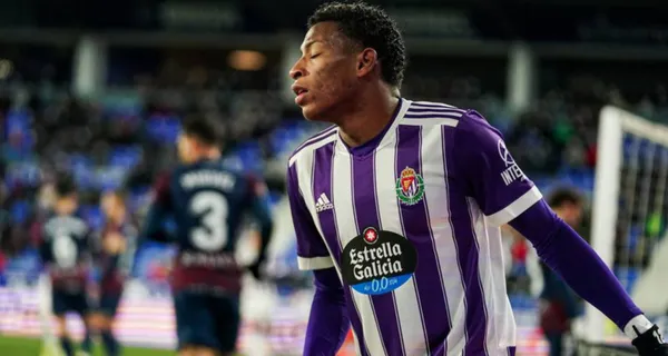 El ecuatoriano Gonzalo Plata regresó a Valladolid luego de sus vacaciones en Ecuador