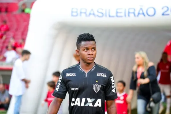 El ecuatoriano irrespetó la cuarentena e hizo una fiesta en su domicilio. Las autoridades se enteraron y mira lo que tuvo que pagar