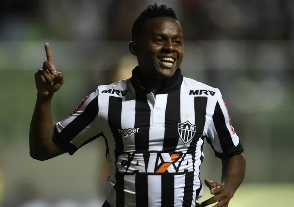 El ecuatoriano Juan Cazares respondió a los altibajos en el Atlético Mineiro, manifestando que podría llegar al Real Madrid