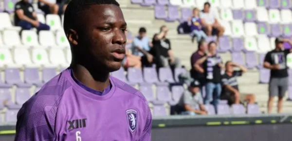 El ecuatoriano no pudo jugar su partido en Bélgica porque no hubo polícias, aunque parezca broma esto fue lo que pasó