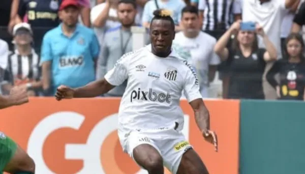 El ecuatoriano recibió duras críticas tras su segundo partido en Brasil