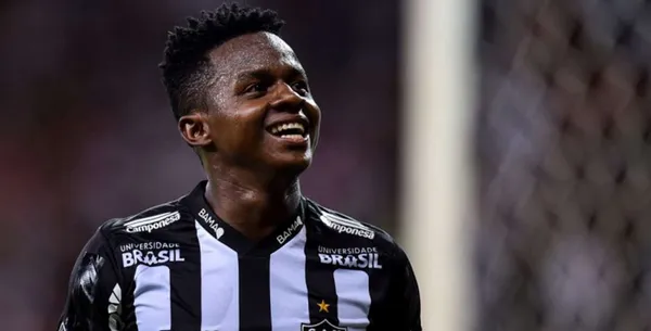 El ecuatoriano tendrá sanciones por parte de Atlético Mineiro