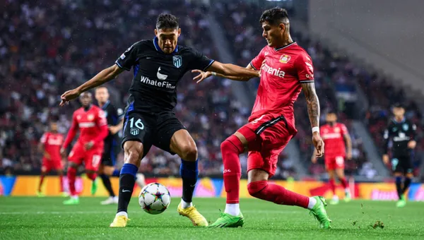 El ecuatoriano tuvo un partido más en la oficina y dejó claro que está al nivel de Champions League