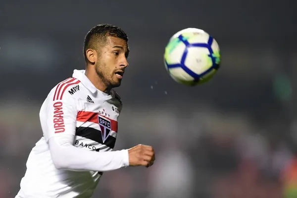 El ecuatriano no la pasa bien en Brasil