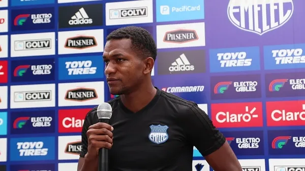 El enorme gesto de la figura del "Bombillo" con sus compañeros