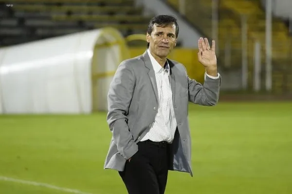El entrenador argentino quiere su tercer campeonato consecutivo