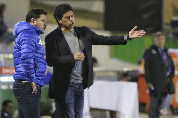 EL entrenador ecuatoriano molesto con un aspecto de la LigaPro