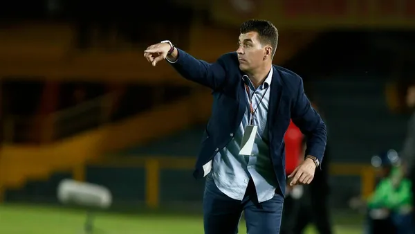 El entrenador español busca su primer título en el fútbol ecuatoriano