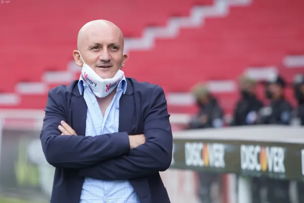 El entrenador uruguayo repuso al equipo tras la salida de Antonio Valencia