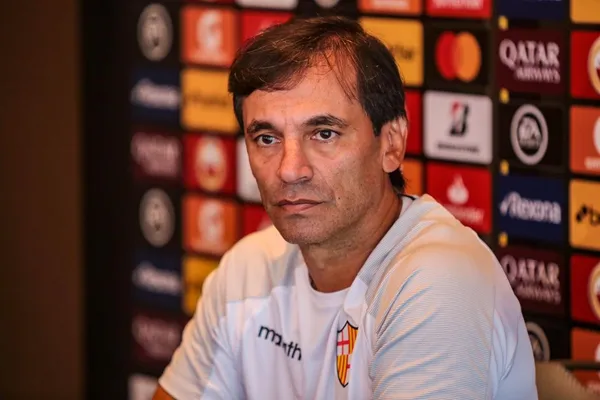 El entrenador uruguayo uno de los culpables de la eliminación de Barcelona en Copa Liberadores