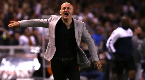 El entrenador uruguayo va por un nuevo título con Liga de Quito