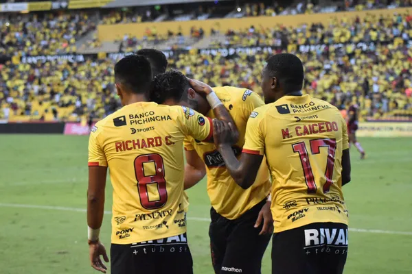 El equipo de Barcelona SC hizo la justo y se quedó con la llave ante El Nacional para avanzar en el torneo