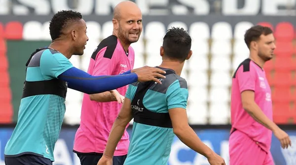 El equipo ecuatoriano no jugará el torneo pues esta suspendido