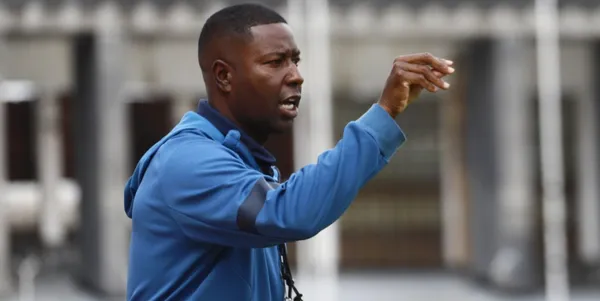 El equipo de la Serie B que quiere a Édison Méndez en su banquillo