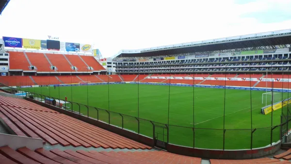 El estadio Rodrigo Paz gana la pulseada por tema de capacidad