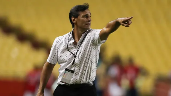 El estratega argentino no estuvo satisfecho con el resultado del partido