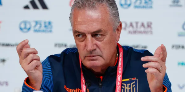 El estratega argentino habría tomado una decisión sobre su continuidad en la Tri