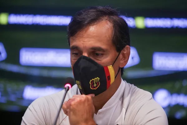 El estratega argentino prefirió no emitir comentarios sobre el partido con Católica