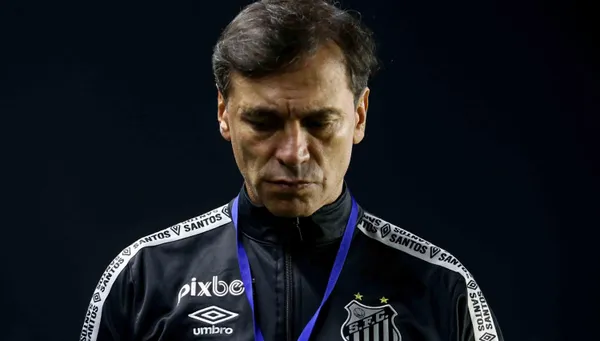 El estratega argentino se fue del Santos y así le fue a su ex equipo