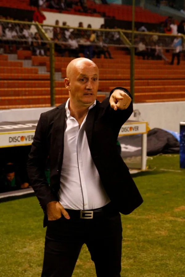 El estratega uruguayo consiguió algo nunca antes visto en Ecuador