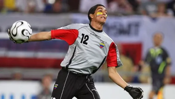 El ex arquero recibe una nueva oportunidad en el fútbol ecuatoriano