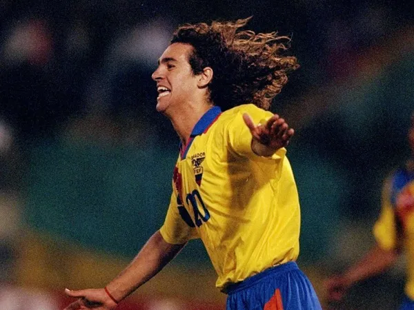 El ex delantero tuvo la oportunidad de vestir las camisetas de Barcelona SC, Emelec y Liga de Quito