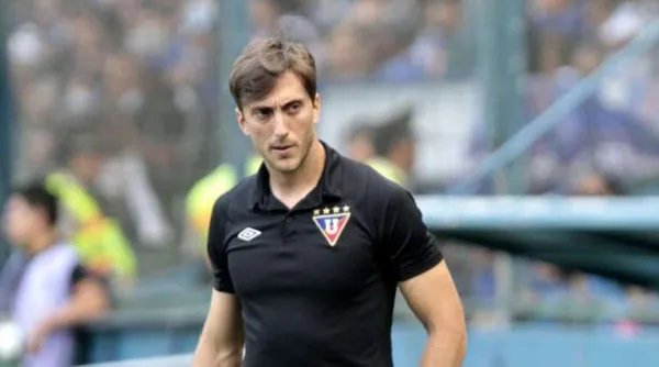 El ex DT. de los albos tomó una decisión crucial en su paso por Liga de Quito