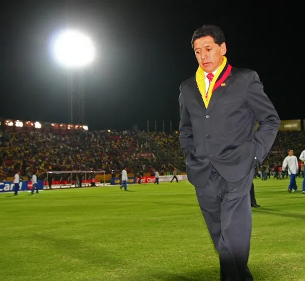 El ex entrenador de la TRI arremetió fuertemente contra sus dirigidos en las eliminatorias al Mundial de Sudáfrica 2010