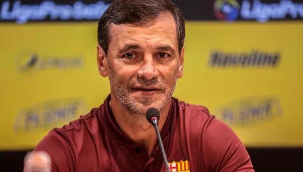 El ex estratega de Barcelona SC podría volver a dirigir un equipo de la Liga Pro
