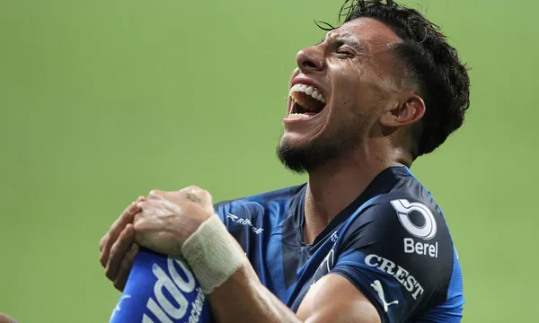 El ex jugador del Club Sport Emelec recibió el diagnóstico sobre su lesión