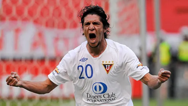 El ex jugador llegará al país como DT