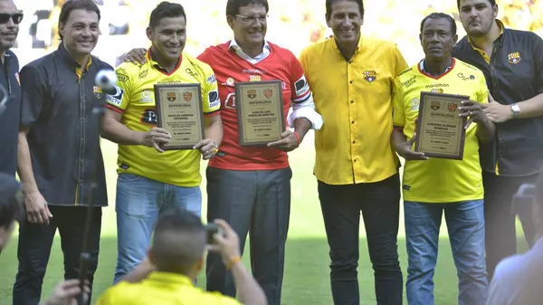 El ex portero y gloria de BSC está en aislamiento