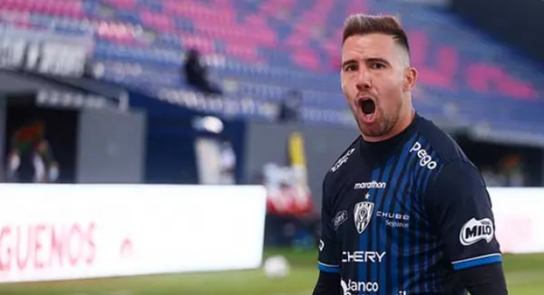 El goleador de la Liga Pro celebró el triunfo que clasificó a Mushuc Runa a la Copa Sudamericana y lo que hizo se viralizó en las redes