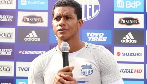 El golero de Emelec fue uno de los puntos más flojos en el partido contra Gualaceo