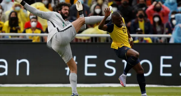 El golero habló en la rueda de prensa luego del partido contra Ecuador y causó el enfado de los hinchas