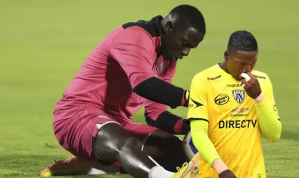 El golero de Independiente del Valle sufrió un terrible golpe.