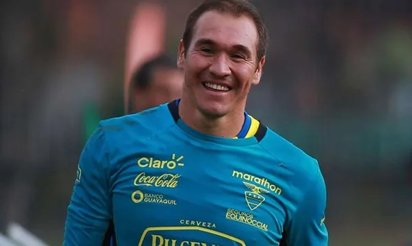 El golero de Olimpia de Paraguay luce totalmente cambiado, envejeció y subió de peso