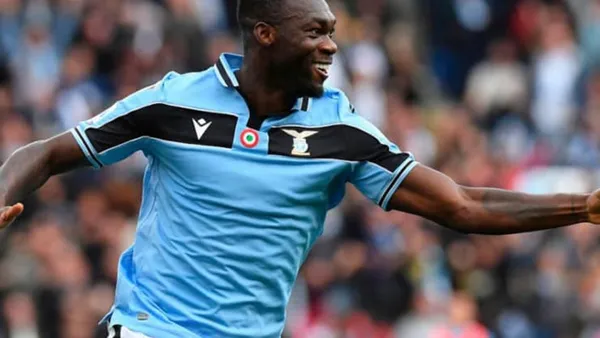 El guayaquileño hace dupla con Ciro Immobile en el equipo italiano