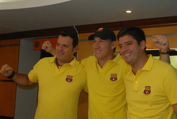 El hijo del ex presidente de Barcelona SC le jugó una broma que se hizo viral en redes sociales